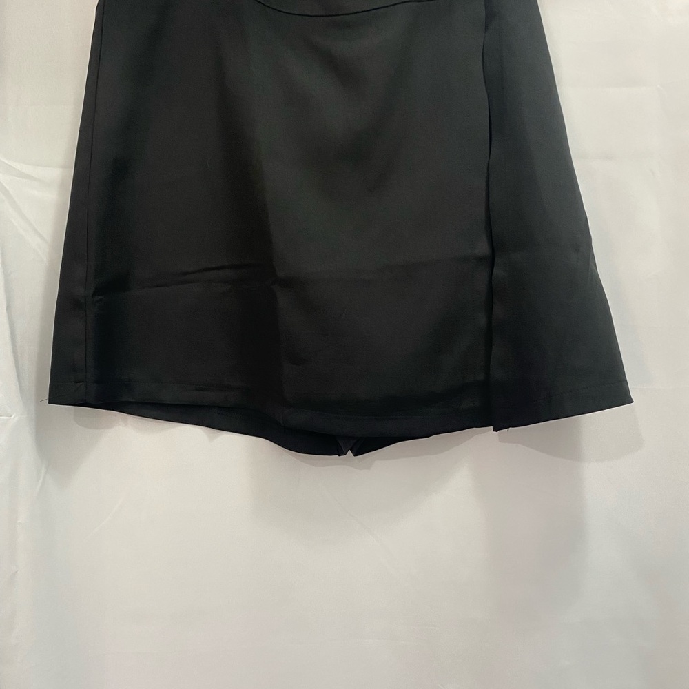 Boohoo Plus Black A-Line Skorts